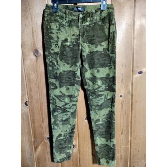 ABS By Allen Schwartz camouflage corduroy pants skinny size 6 , jean size 28 - Picture 1 of 7